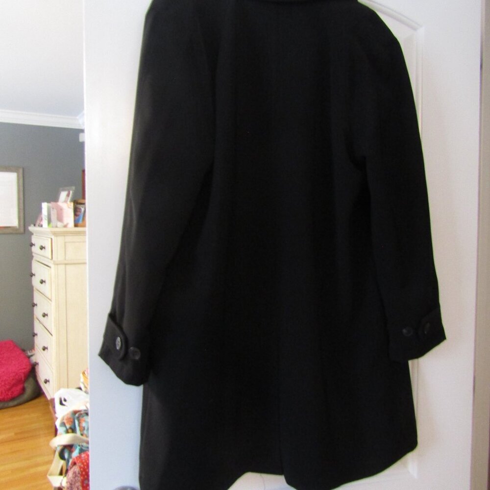 Woman's Black LONDON FOG COAT Size Large Petite Paisley Lining 100% Polyester - Picture 4 of 5